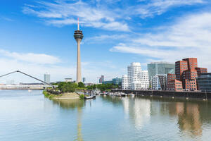 Eigene Anreise Düsseldorf: Städtereise mit Aufenthalt im MUZE Hotel Düsseldorf