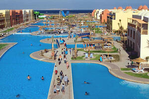 Flugreisen Ägypten - Hurghada: Titanic Beach & Aquapark