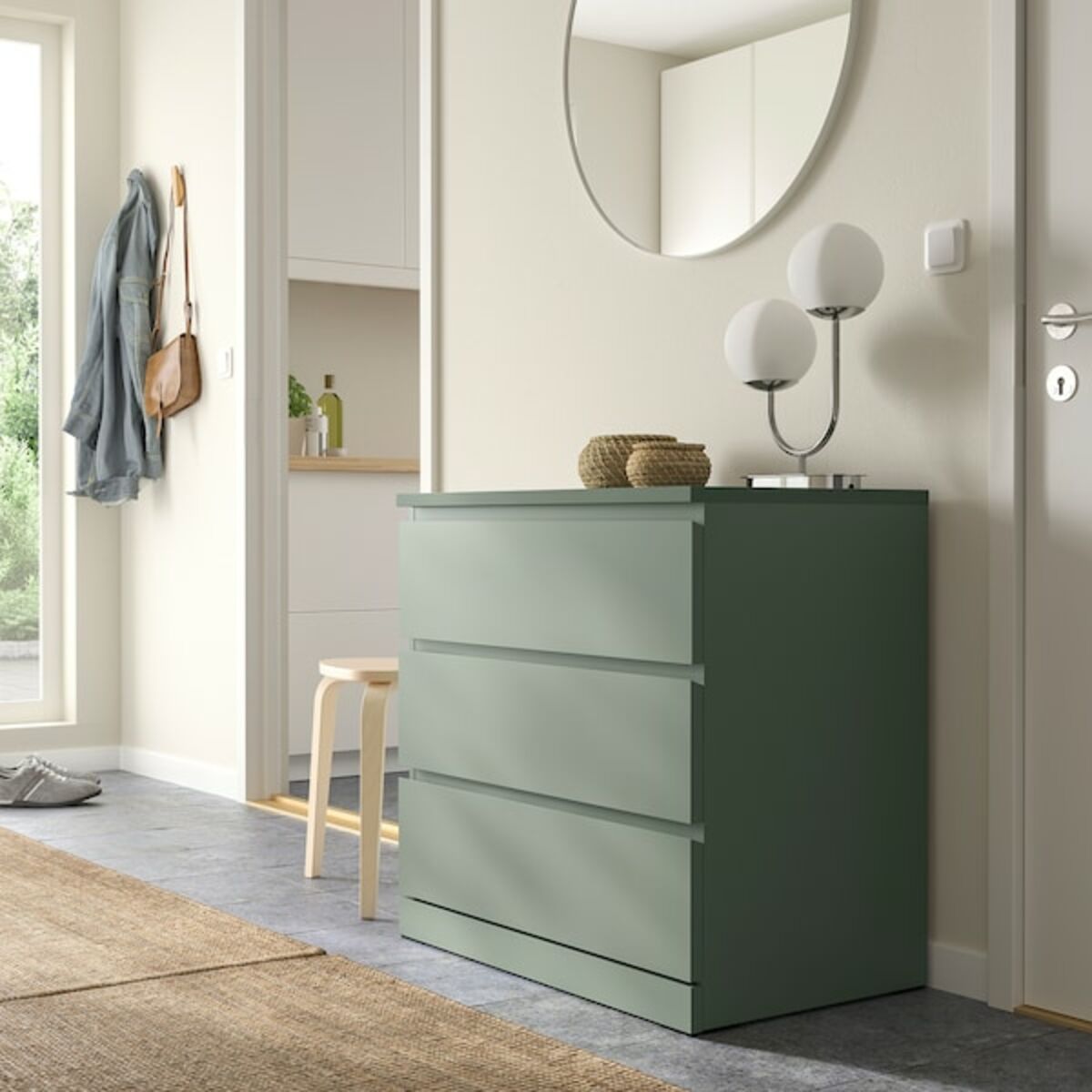 Bild 4 von MALM  Kommode mit 3 Schubladen, graugrün