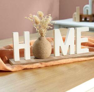 Schriftzug „Home“ mit Trockenblume