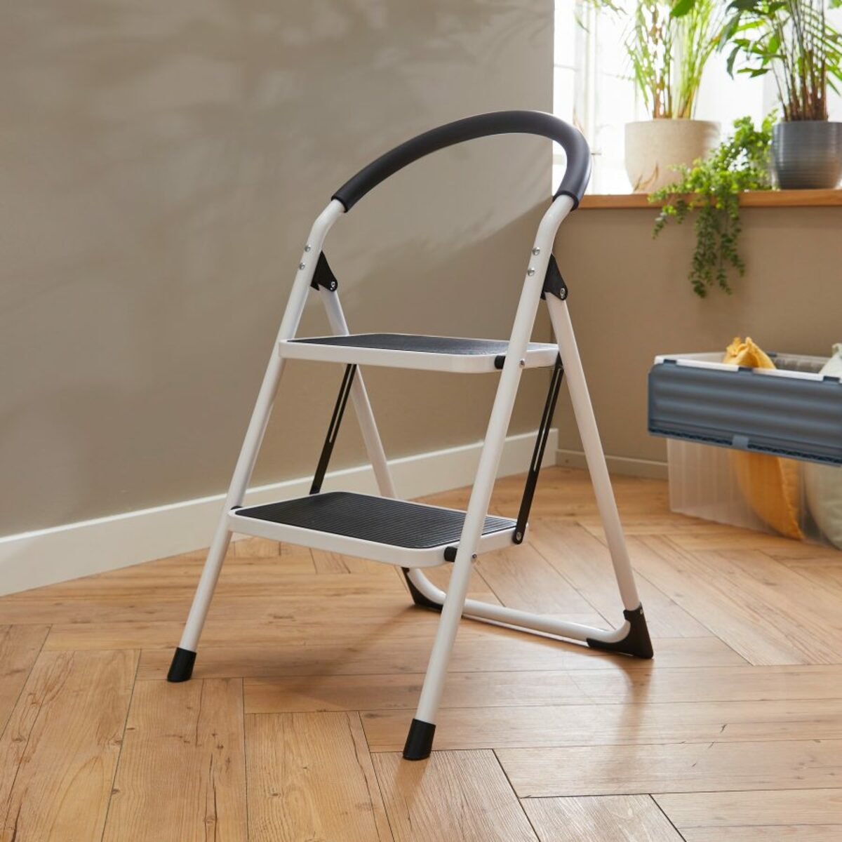 Bild 4 von WORKZONE Klapptritt