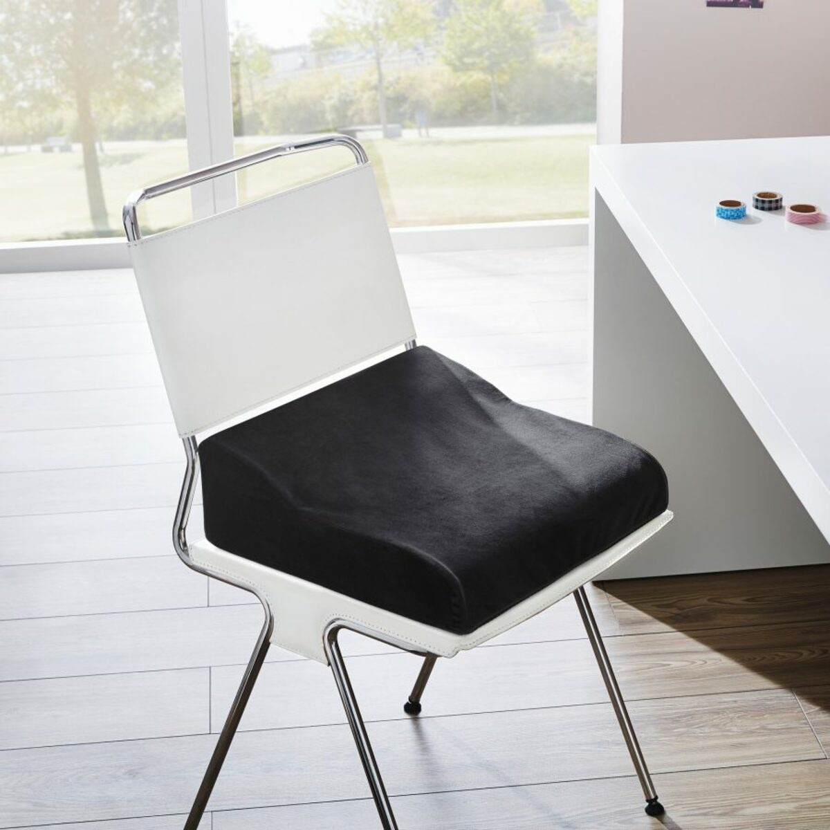 Bild 4 von NOVITESSE Sitzerhöhung / Aufstehkissen