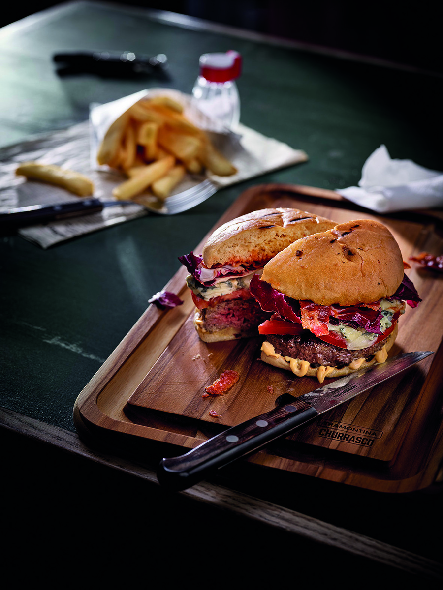 Bild 2 von TRAMONTINA Servier- und Schneidebrett, Teak, 40 x 24 x 1,8 cm