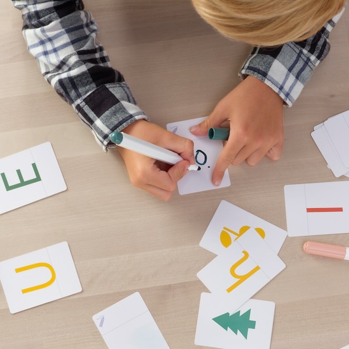 Bild 3 von UNDERHÅLLA  Spielkarten m Buchst, Zahlen