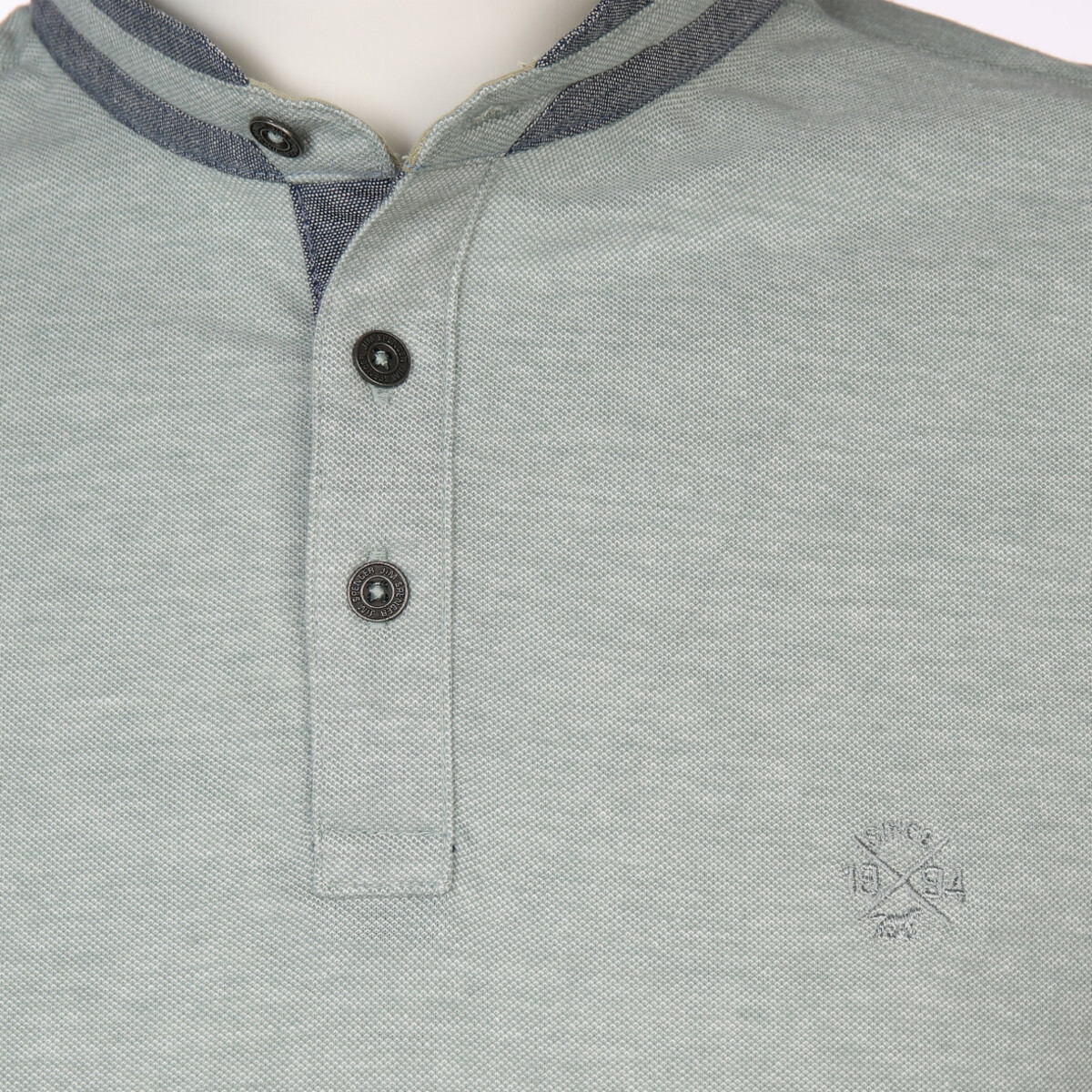 Bild 3 von Herren Henleyshirt mit Stickerei