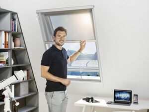 wip Insektenschutzrollo für Dachfenster, Fliegengitter, 35 mm Einbautiefe, 130 x 160 cm