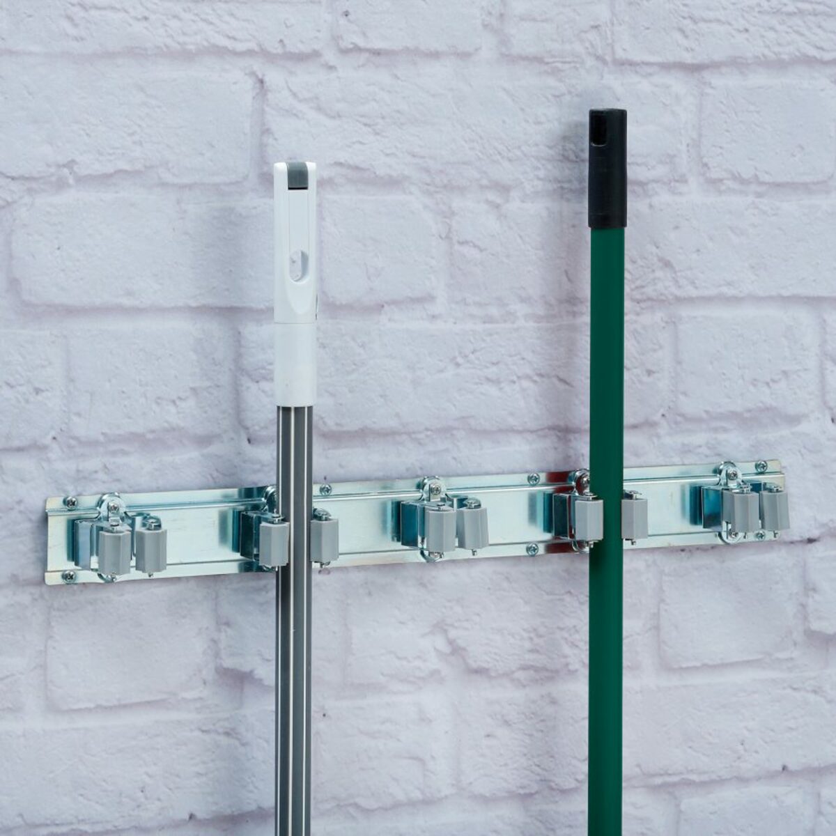 Bild 4 von GARDENLINE Besen- und Gerätehalterung