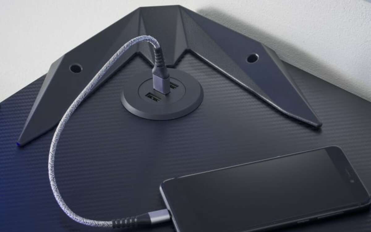 Bild 3 von Schreibtisch BC3110, inkl. Beleuchtung