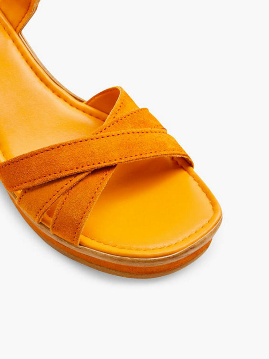 Bild 2 von 5th Avenue Keilsandalette