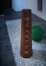 Bild 1 von HomeLiving LED-Säule "Garten", Metalldekoration, Rostoptik, leuchtende LED, Solarpanel,