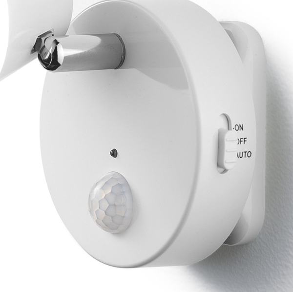 Bild 2 von IDEENWELT LED-Steckdosenspot weiß