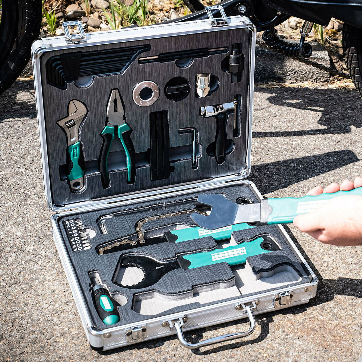 Bild 2 von BRÜDER MANNESMANN 
                                            Fahrrad Werkzeugsatz