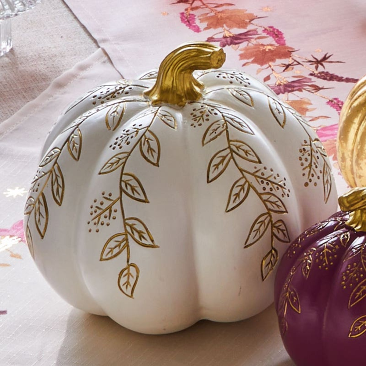 Bild 1 von Deko-Kürbis mit Blatt-Muster, ca. 15x13cm