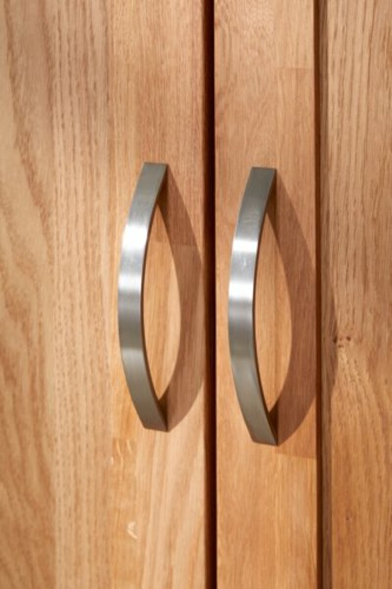 Bild 2 von Kommode HAGE 2 Schubladen 2 Türen Eiche