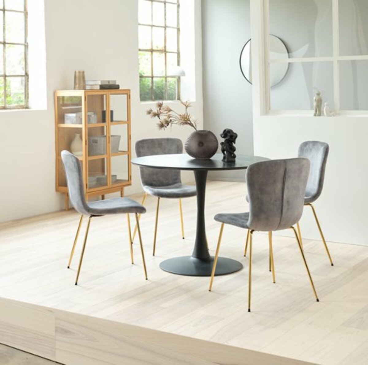 Bild 4 von Esstisch RINGSTED Ø100 schwarzes Eschenfurnier