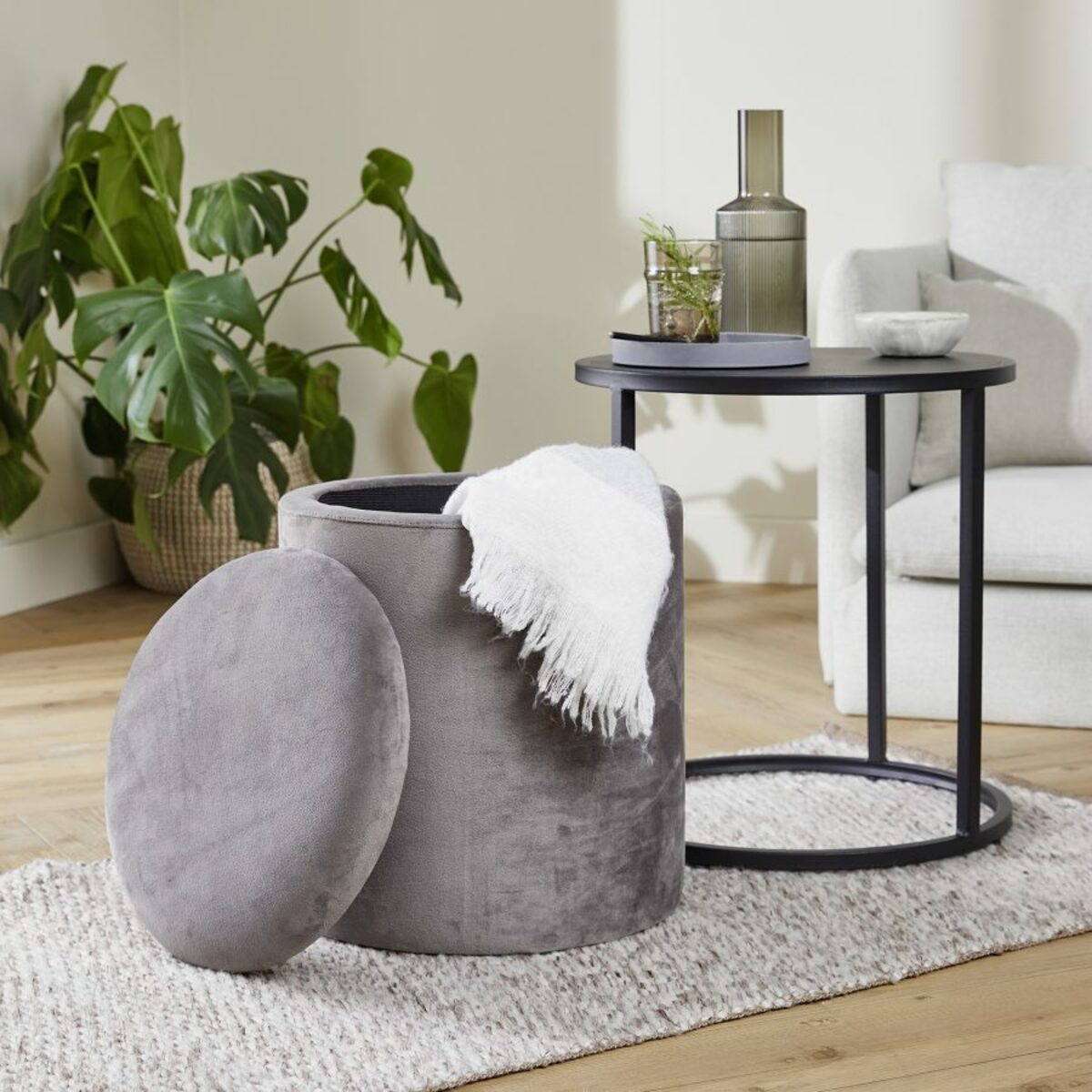 HOME CREATION Beistelltisch mit Hocker von ALDI Nord ansehen!