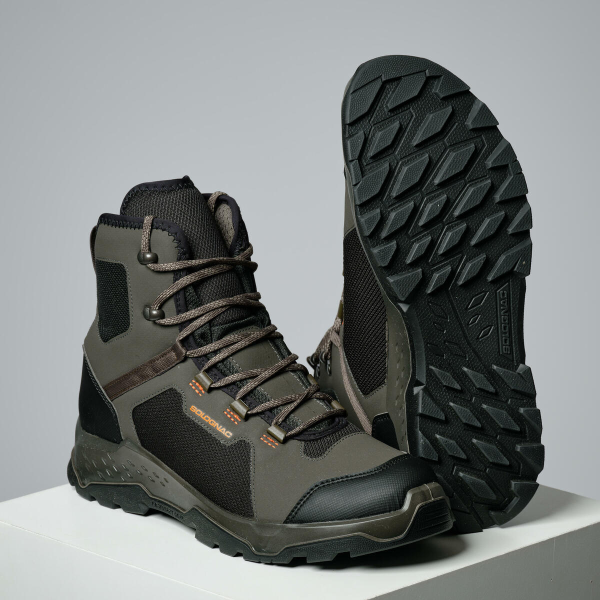 Bild 1 von Jagdstiefel 500 geräuscharm atmungsaktiv grau