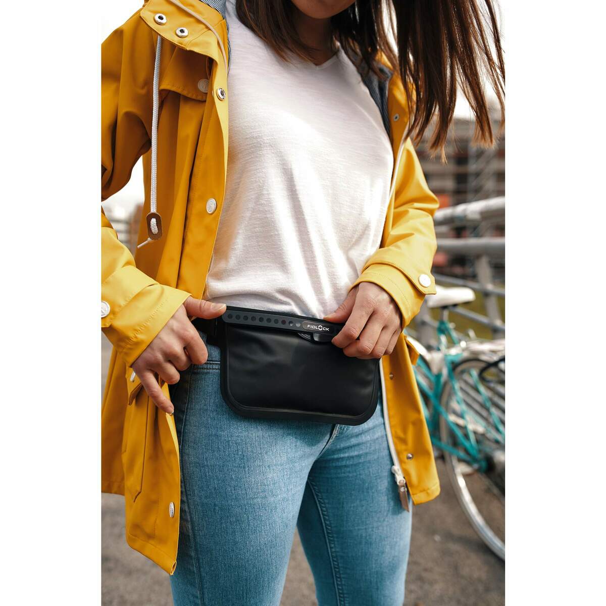 Bild 4 von Fidlock
              
                 HERMETIC SLING BAG - Wasserdichte Tasche