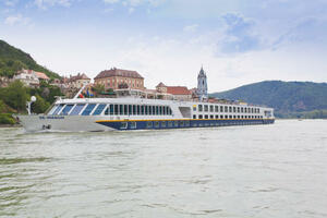 Kreuzfahrten Donau: Mit Rad & Schiff MS SE-MANON ab/an Passau