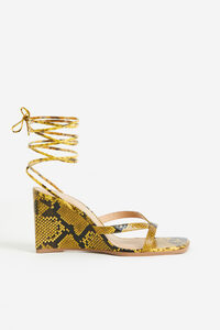H&M Sandalen mit Keilabsatz Gelb/Schlangenmuster, Heels in Größe 35. Farbe: Yellow/snakeskin pattern