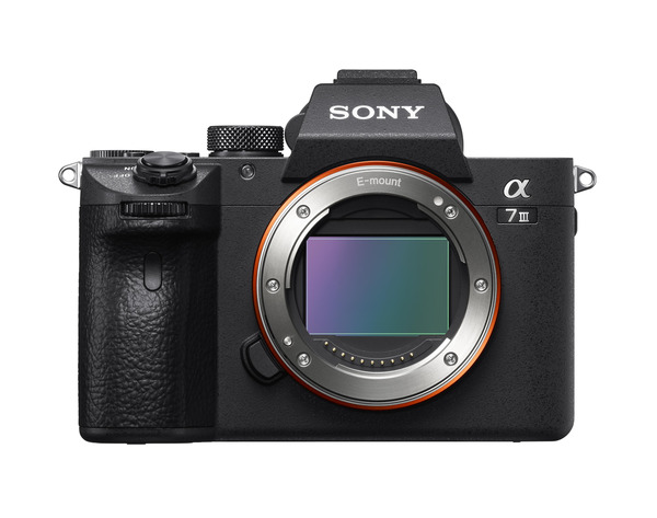 Bild 4 von SONY Alpha 7 M3 KIT (ILCE-7M3K) + Tasche Speicherkarte Systemkamera mit Objektiv 28-70 mm, 7,6 cm Display Touchscreen, WLAN