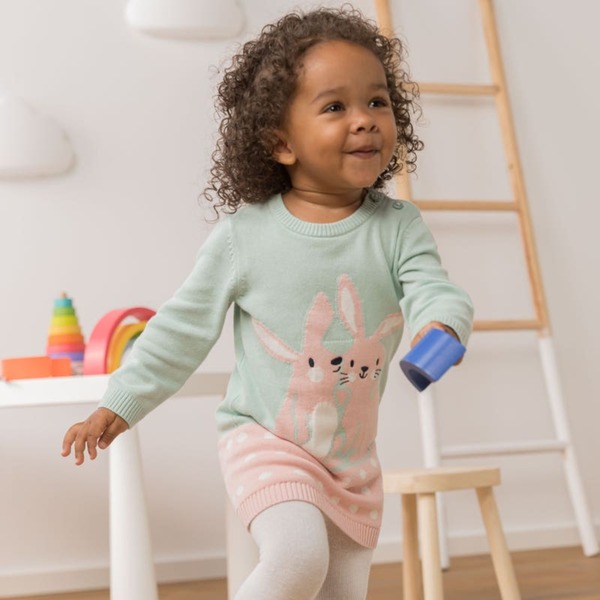 Bild 1 von Baby-Mädchen-Strickkleid mit Häschen-Motiv