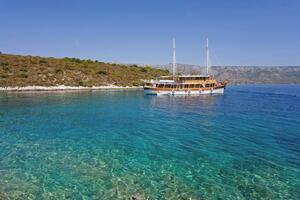 Kreuzfahrten Kroatien - Blaue Reise: Kreuzfahrt mit einem Motorsegler/-yacht ab/an Zadar