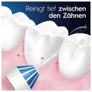 Bild 3 von Oral B Munddusche Oral Health Center, mit iO Series 4 elektrische Zahnbürste