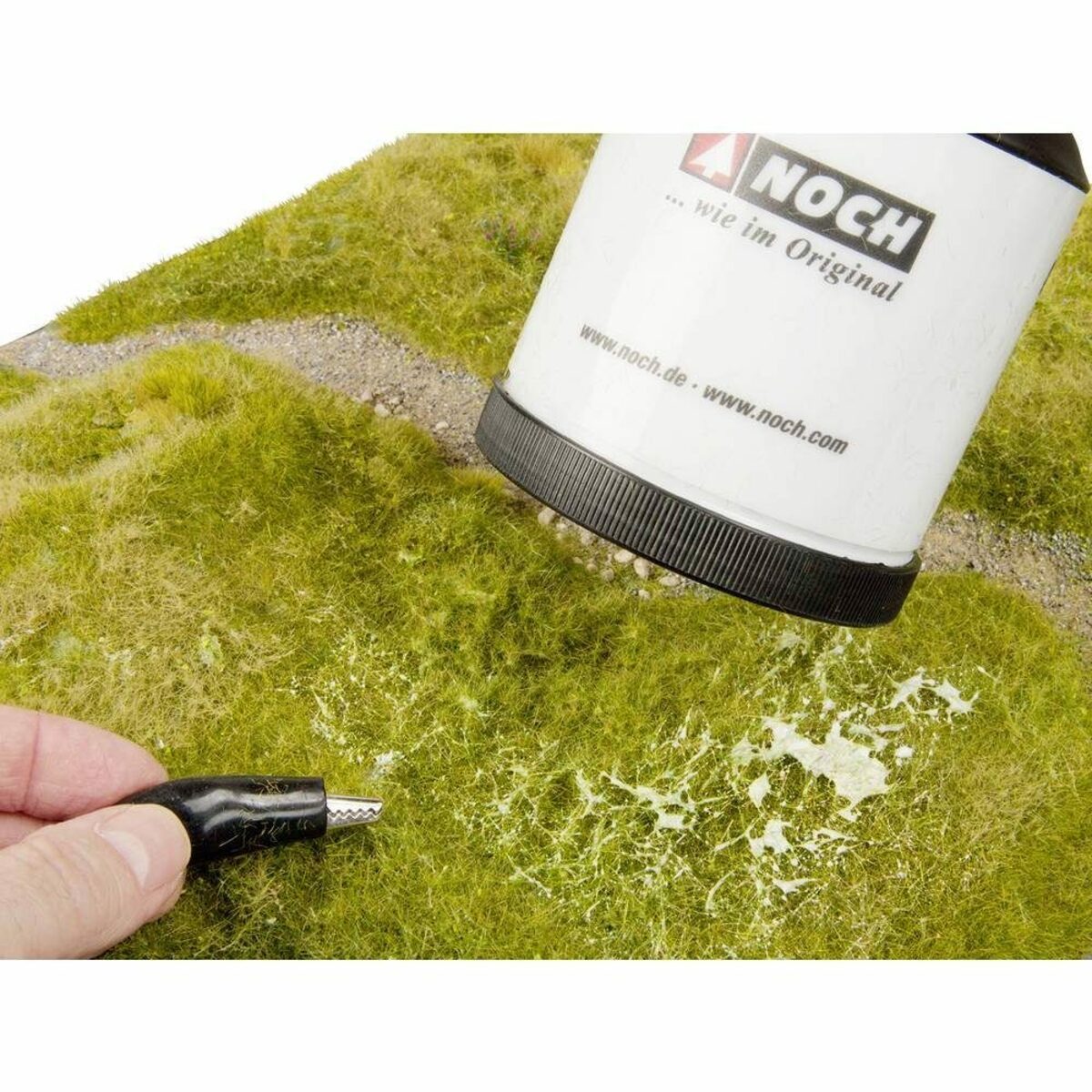Bild 4 von NOCH Modelleisenbahn-Werkzeug Gras-Master