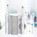 Bild 2 von Oral B Munddusche Oral Health Center, mit iO Series 4 elektrische Zahnbürste