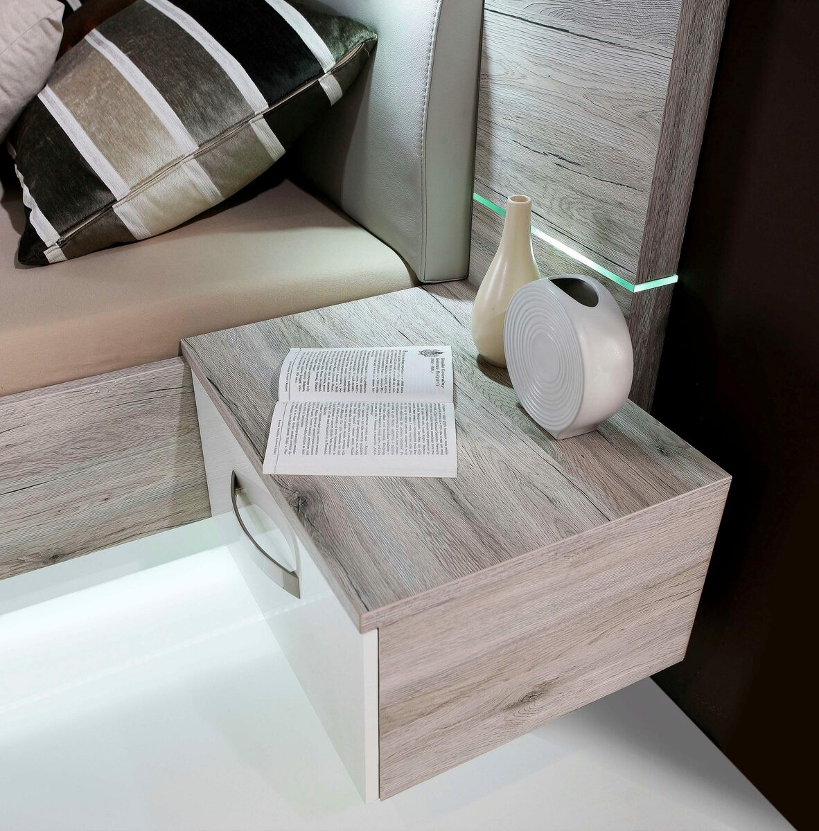 Bild 4 von FORTE Bettanlage Rondino, mit Polsterkopfteil und LED-Beleuchtung, wahlweise mit Bettbank