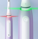 Bild 3 von Oral-B Elektrische Zahnbürste iO Series 4 mit Reiseetui Lavender