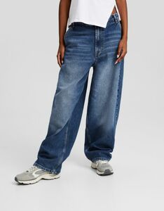 Bershka Skater-Fit-Jeans Im Washed-Look Damen 34 Ausgewaschenes Blau