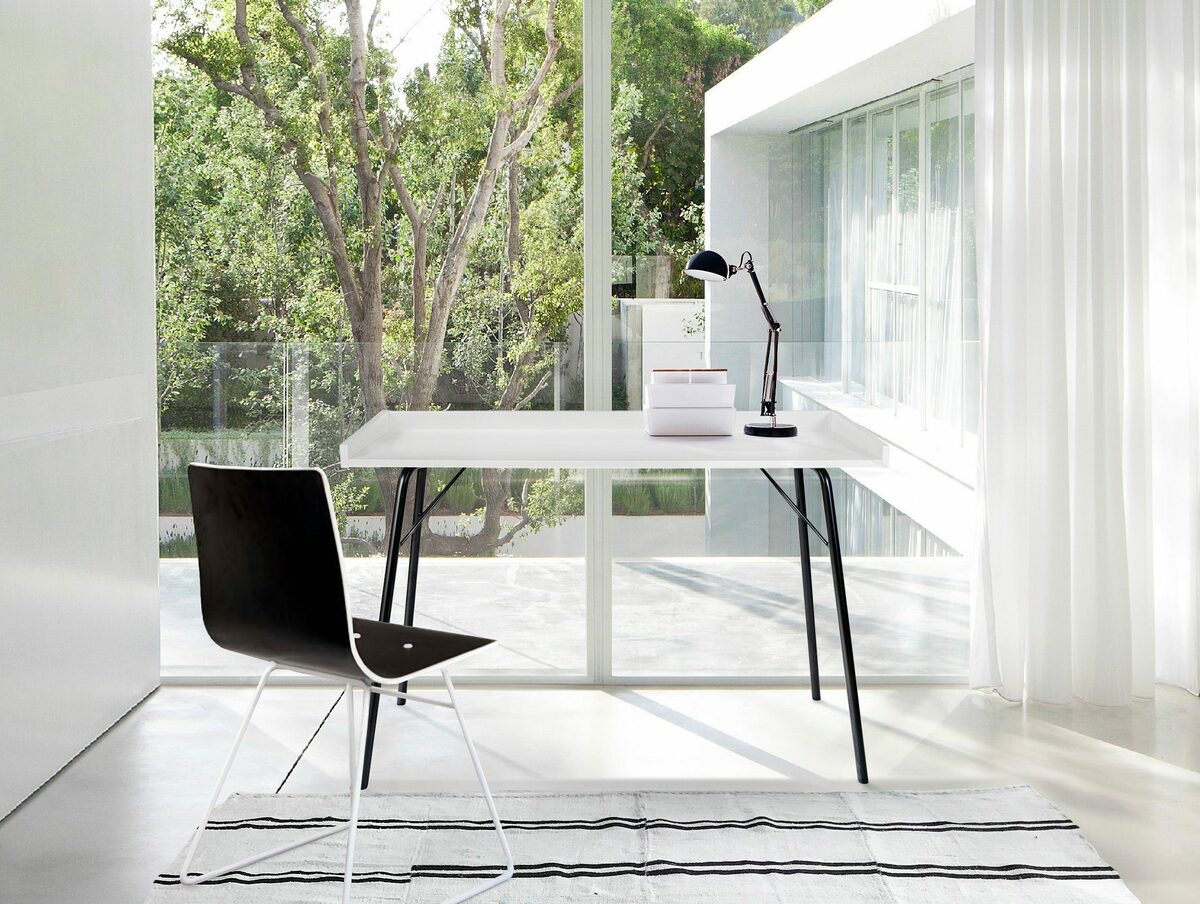 Bild 3 von Woodman Schreibtisch Rayburn, im schlichten skandinavischen Design