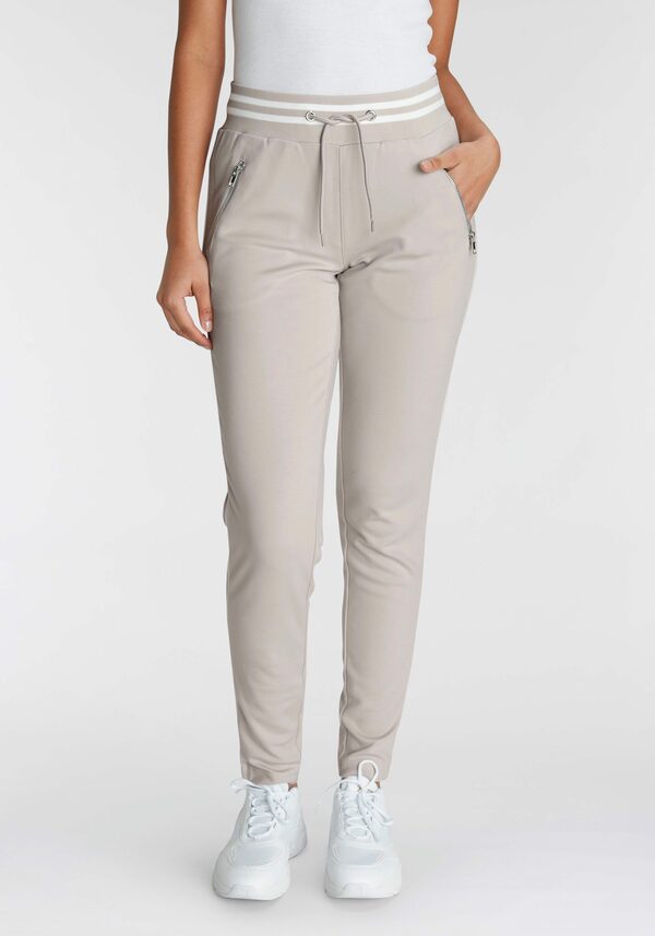 Bild 1 von AJC Jogger Pants im trendigem Retro-Design