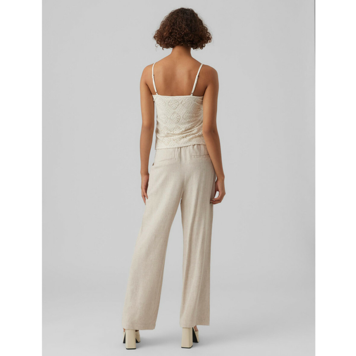 Bild 4 von Vero Moda VMMAYA SINGLET TOP JR Spitzen Top