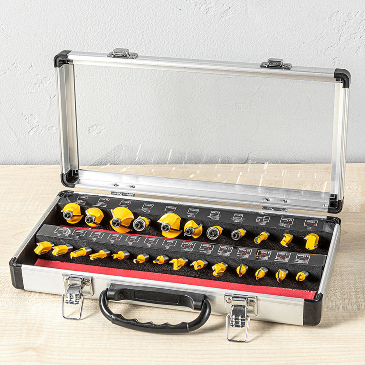 Bild 1 von Kraft Werkzeuge Fräseinsatz-Set 25tlg.