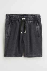 H&M Knielange Shorts Relaxed Fit Schwarz in Größe S. Farbe: Black