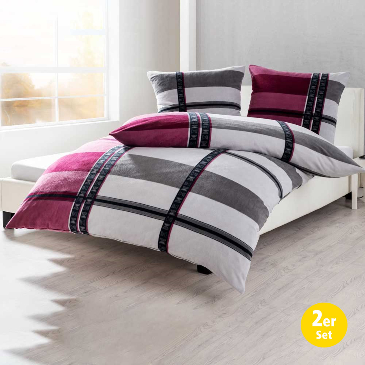 Bild 1 von Dreamtex Nicki Bettwäsche, 80x80 + 135x200 cm, Greta Beere, 2er Set