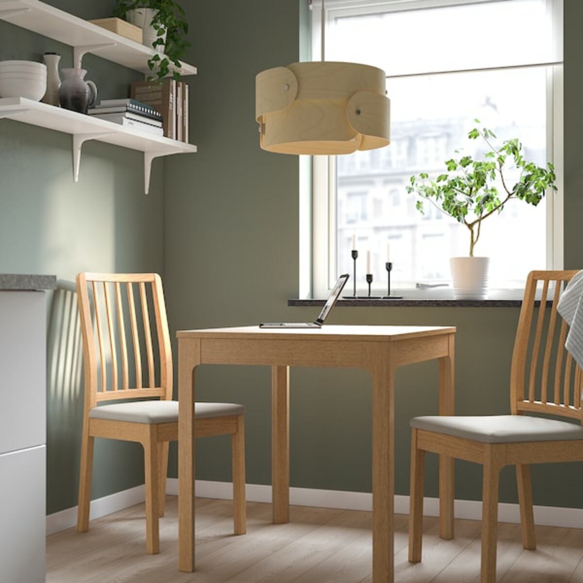 Bild 2 von EKEDALEN / EKEDALEN  Tisch und 2 Stühle, Eiche Eichenachbildung/Orrsta hellgrau