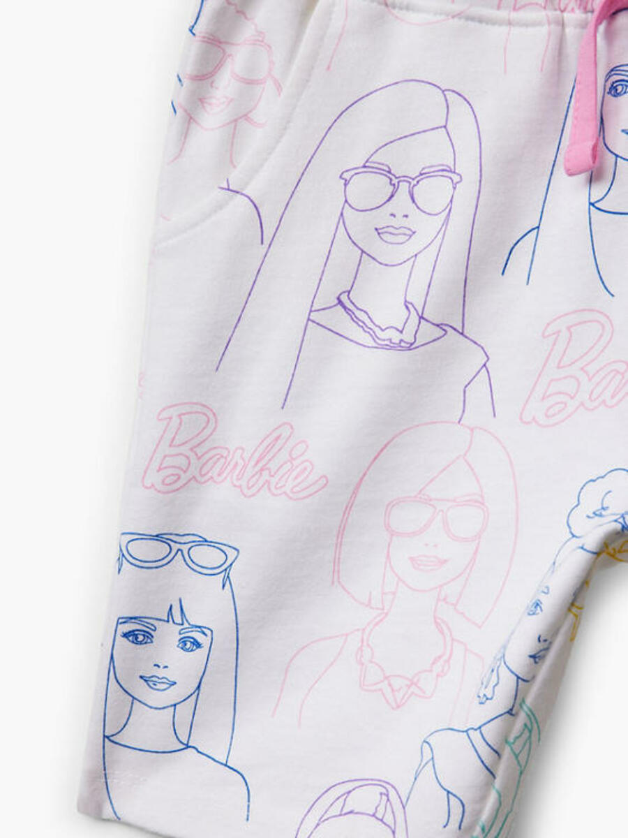 Bild 3 von Barbie Shorts
