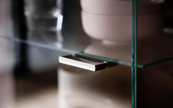 Bild 2 von MCA furniture - Highboard Marsalla, Balkeneiche massiv geölt, Royal grey, inkl. Front LED-Beleuchtung