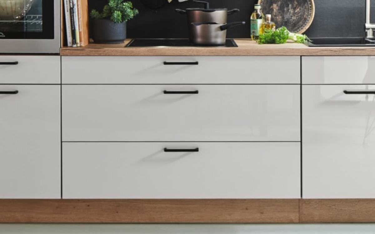 Bild 3 von Nobilia - Einbauküche Flash, seidengrau hochglanz/Eiche Sierra Nachbildung, inkl. Elektrogeräte