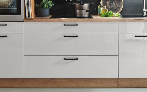 Bild 3 von Nobilia - Einbauküche Flash, seidengrau hochglanz/Eiche Sierra Nachbildung, inkl. Elektrogeräte