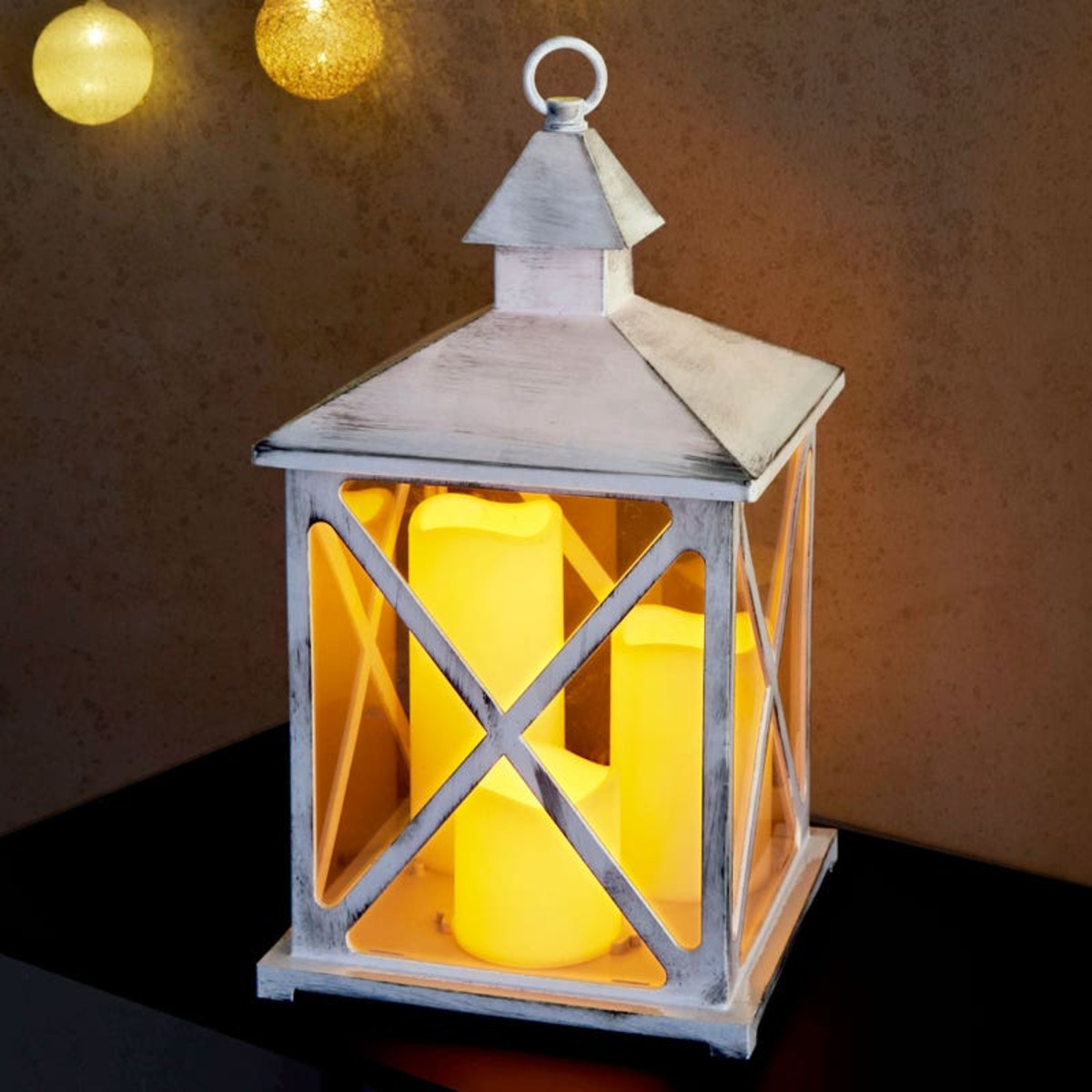 Bild 1 von Laterne mit 3 LED-Kerzen, ca. 19x19x33cm