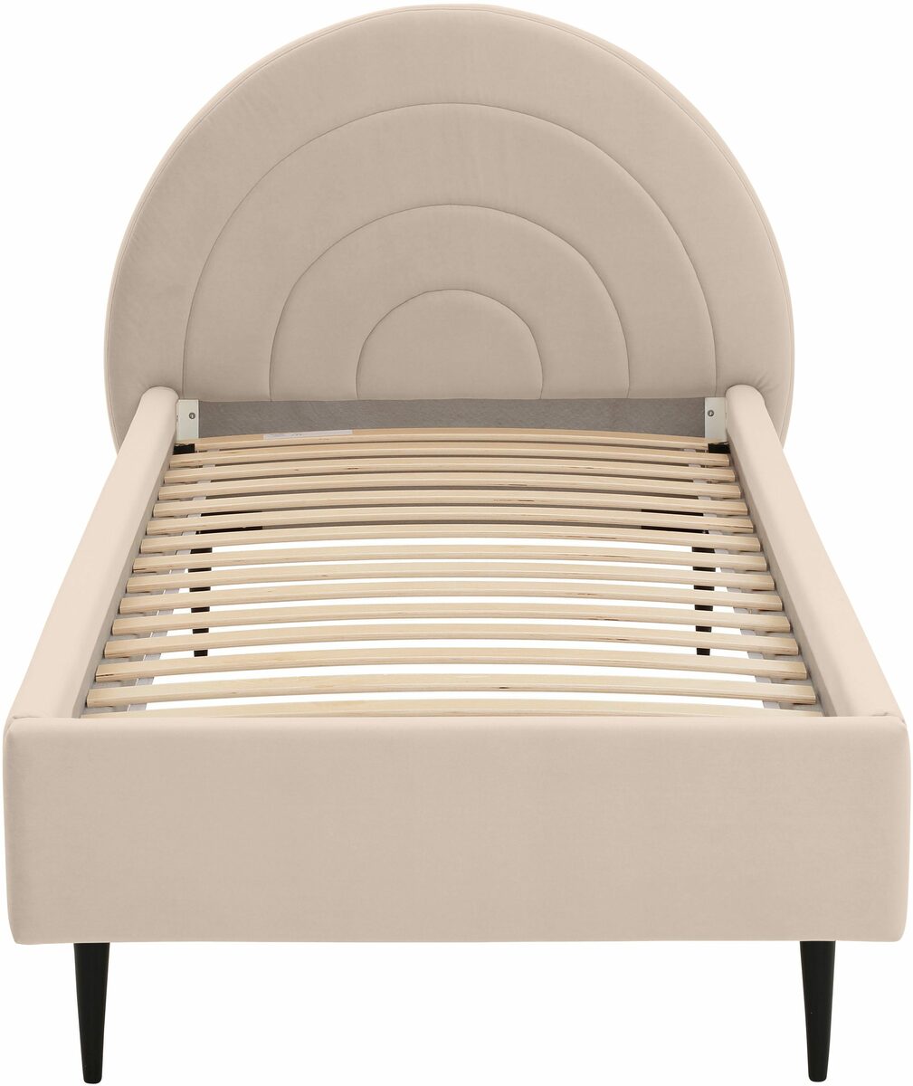 Bild 4 von Lüttenhütt Polsterbett Femmy, angenehm gepolstertes Kopfteil mit dekorativem Regebogenmotiv