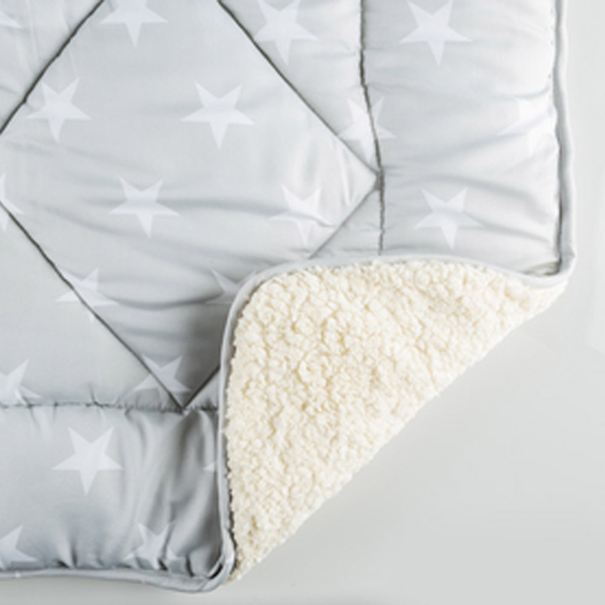 Bild 2 von Ortho-Vital Kuschelwendesteppbett 135 x 200 cm