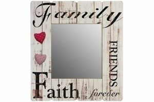 MyFlair Holzspiegel "Family Friends Faith forever"