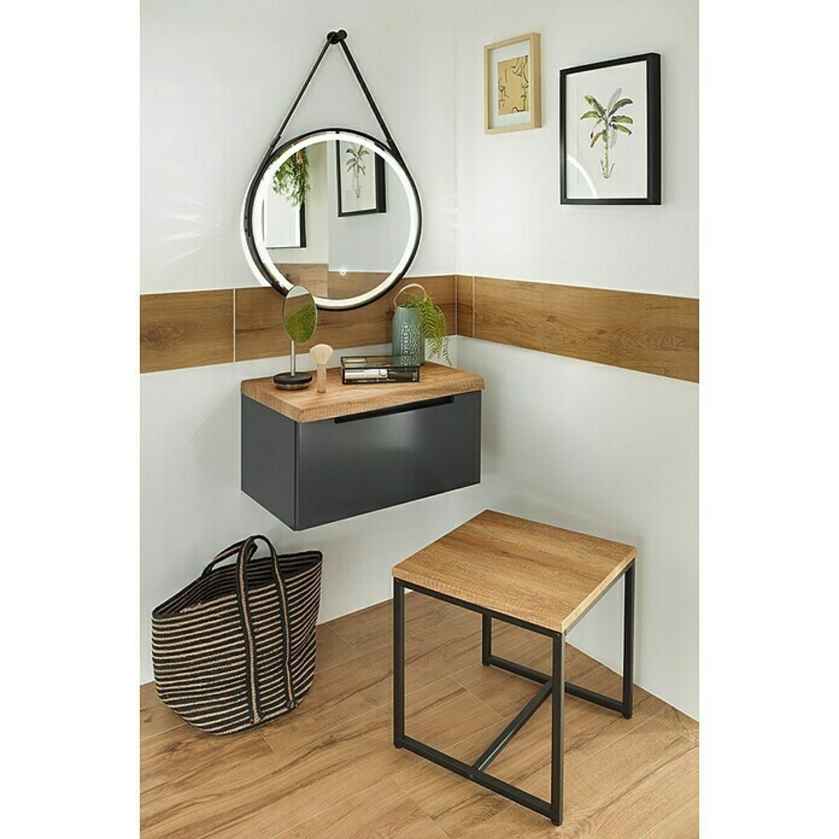 Bild 4 von Astor Tree Badhocker