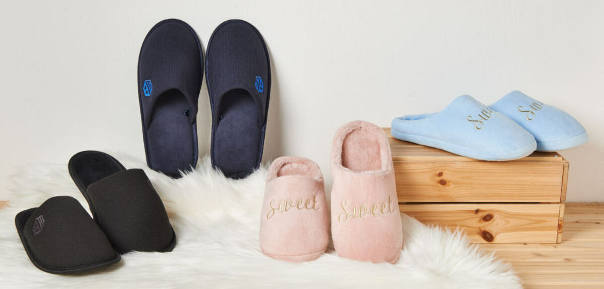 Bild 1 von Damen und Herren Hausschuhe